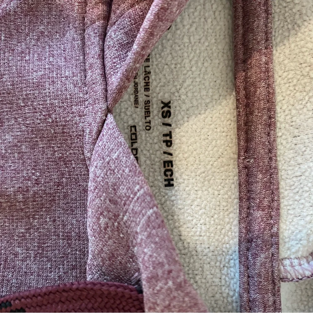 Under armour hoodie size Xs - Picture 3 of 3